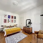 Escale Citadine Au Centre D\'Avignon, Climatisation, Appartement De Charme, Spacieux Et Lumineux